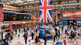 A Walk Through The London Victoria Station London England [upl. by Fuchs497]